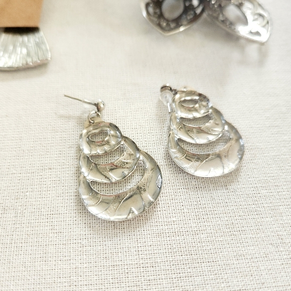 Silvertone Earring Bundle - 4 pairs set of pierced earrings - Picture 9 of 12